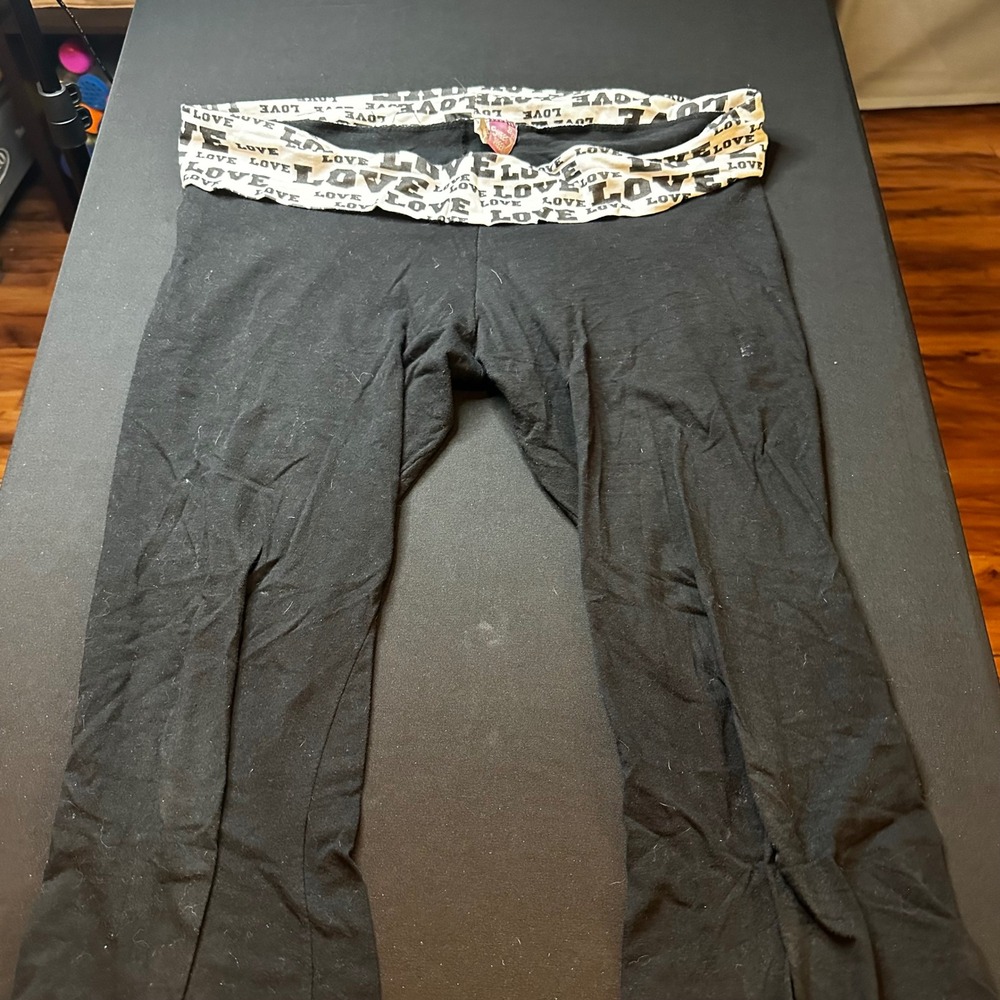 Sweet Dreamz Black Love Print Fold Over Waistband Yoga Pants Women Medium